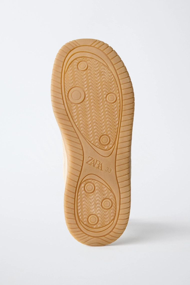 Кроссовки barefoot с контрастными деталями