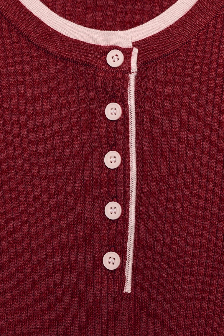 Футболка contrast double-layer с пуговицами
