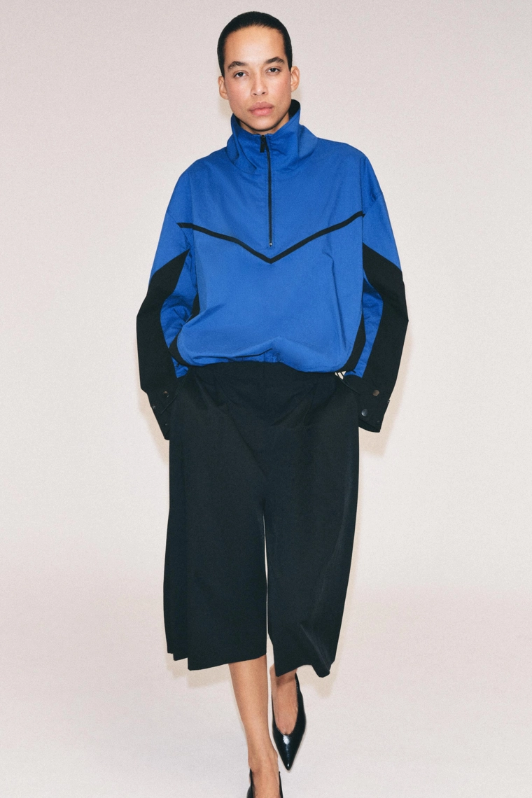 Технические плиссированные бермуды zw collection