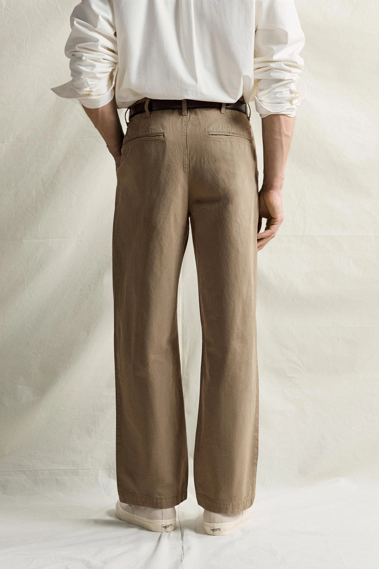 Брюки чинос regular fit с защипами