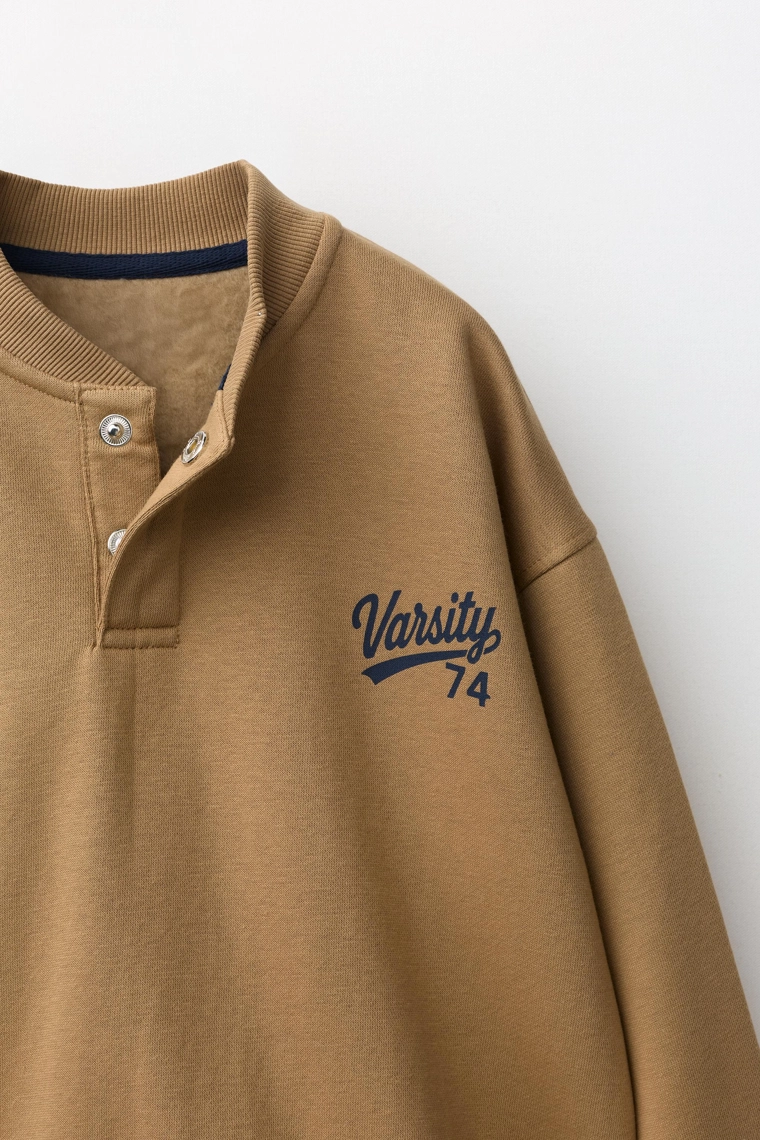 Свитшот с принтом varsity
