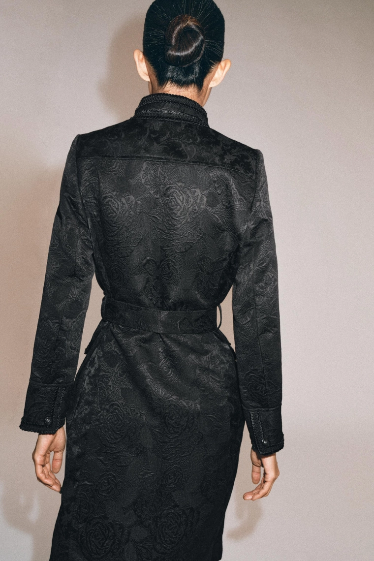 Пальто средней длины из жаккарда zw collection