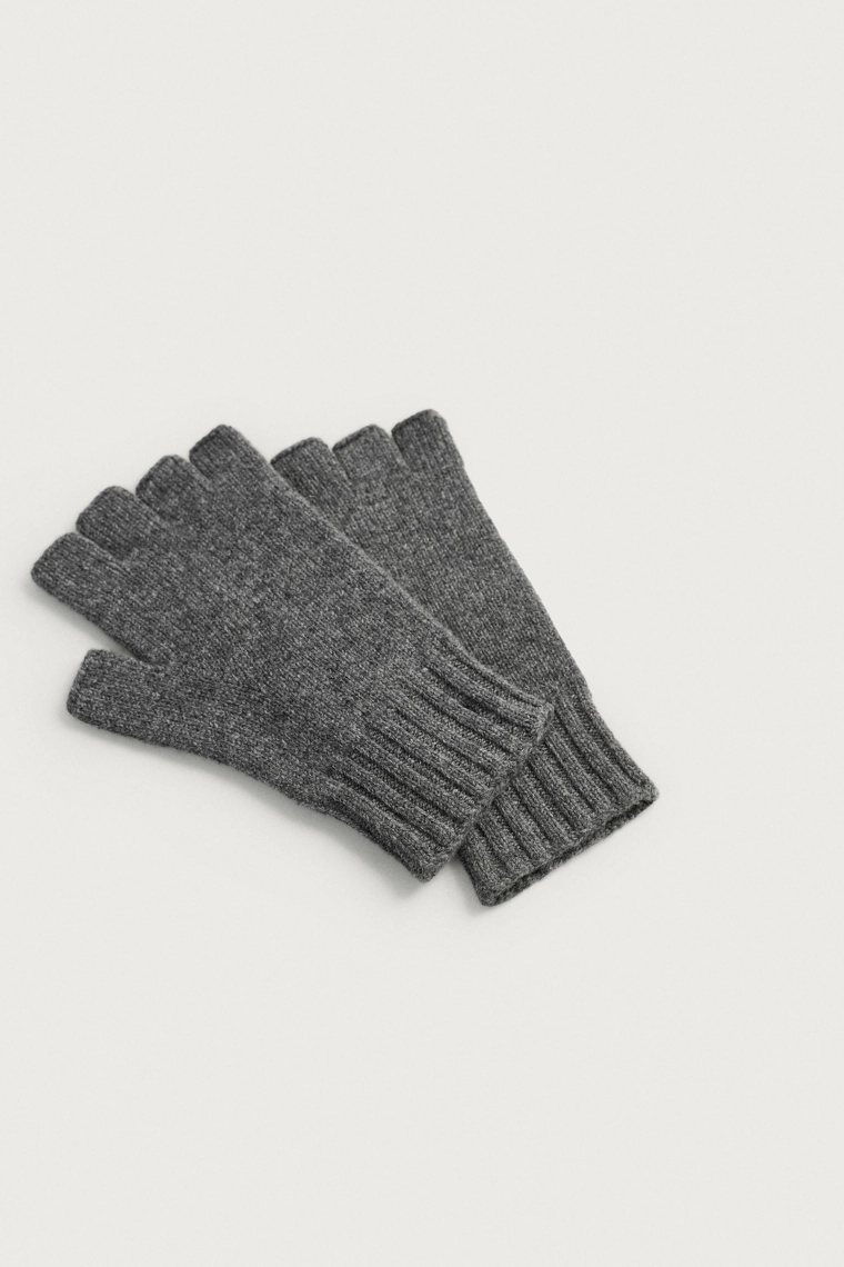 Вязаные варежки из 100% шерсти