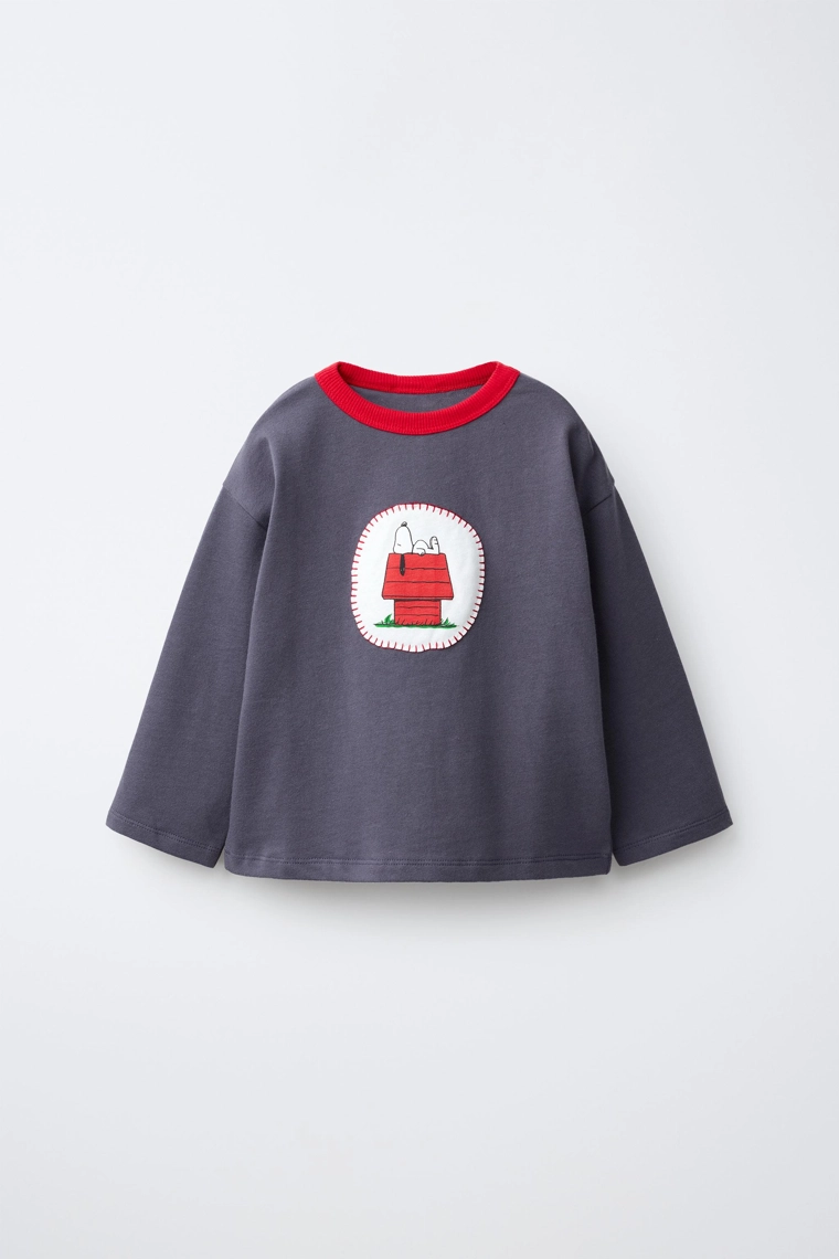 Футболка с патчем snoopy peanuts™