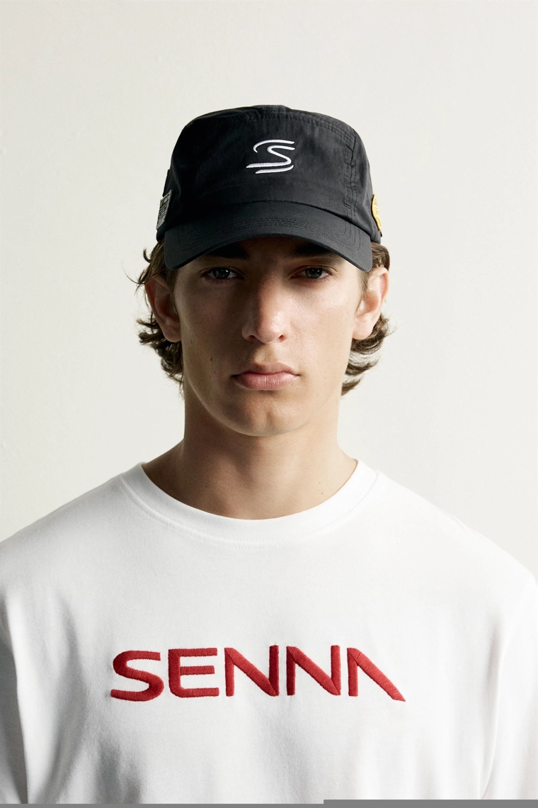 Кепка с вышивкой ayrton senna