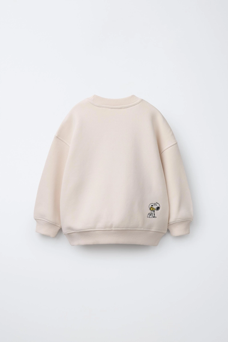 Свитшот с вышивкой snoopy peanuts™