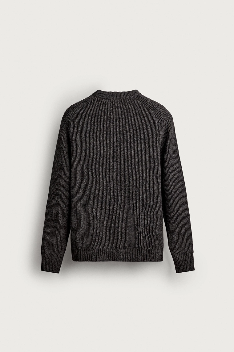 Джемпер regular fit с текстурой