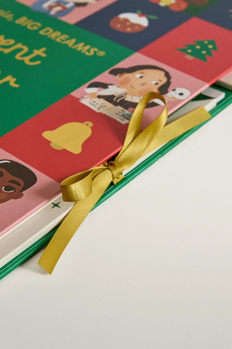 Детский адвент-календарь с книгой рождественских историй (на английском)