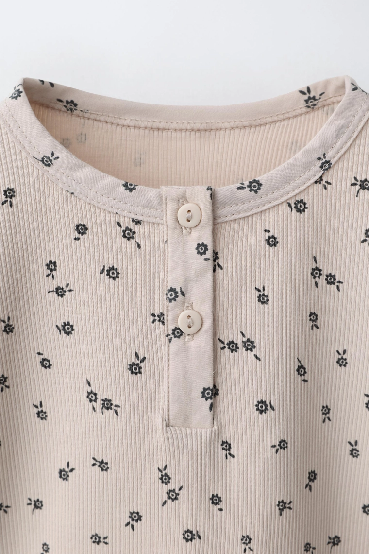 Ребристая футболка henley с цветочным принтом