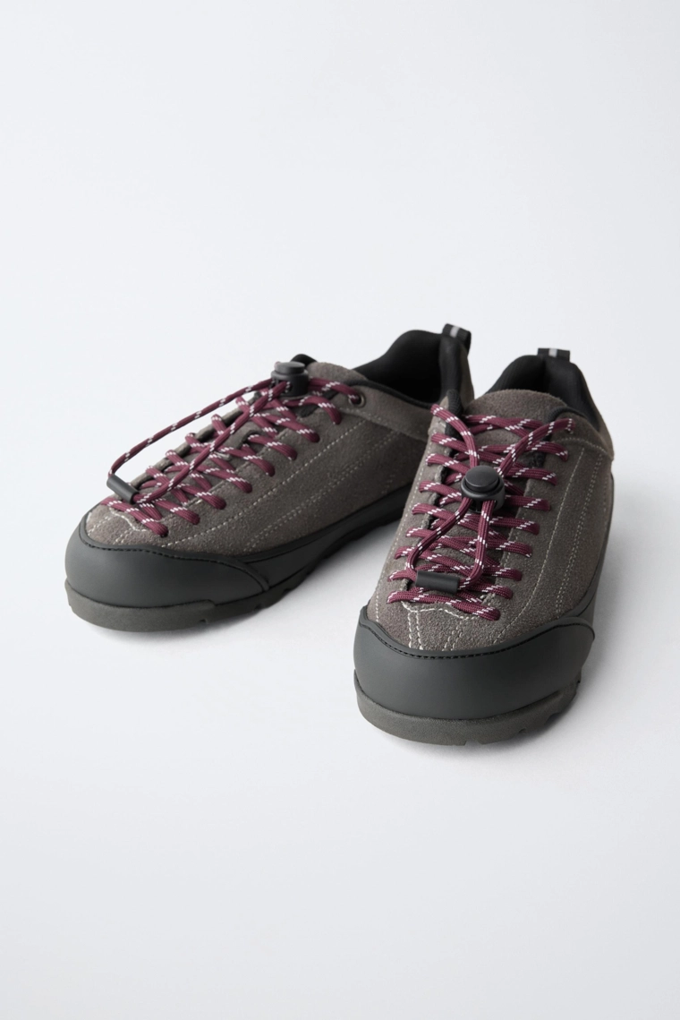 Кроссовки с резиновым покрытием