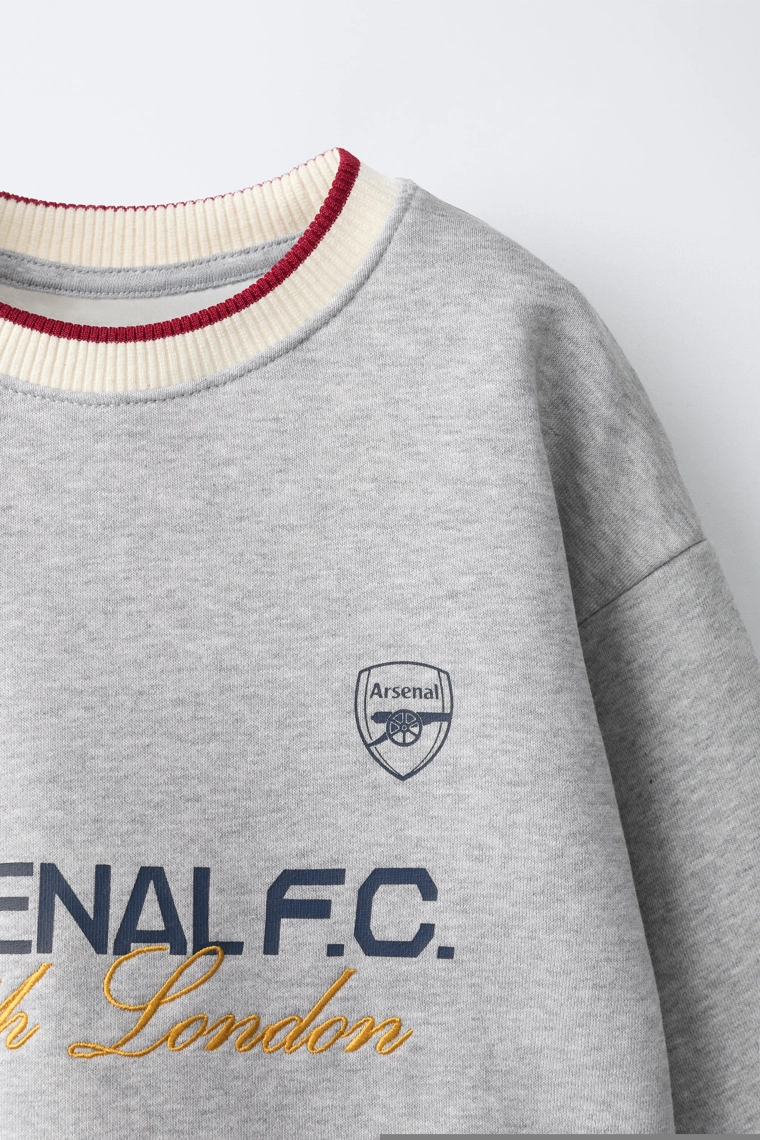 Свитшот с вышивкой arsenal f.c.