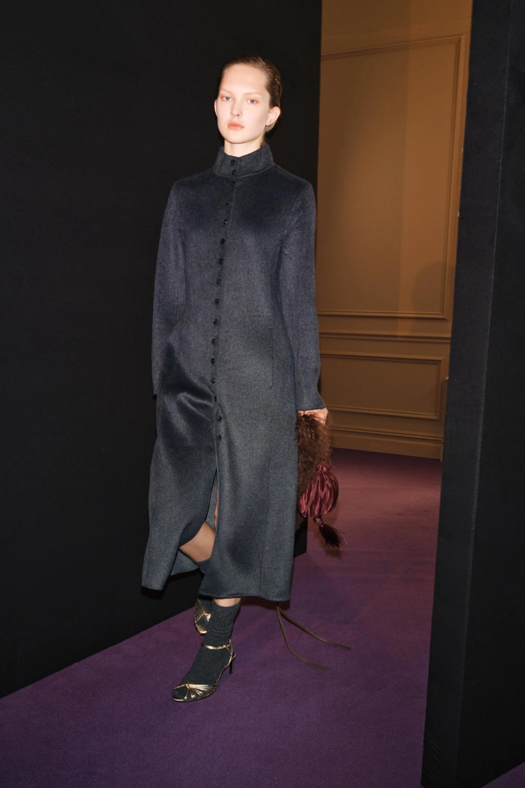 Длинное пальто из шерстяной смеси Zara «ZW»
