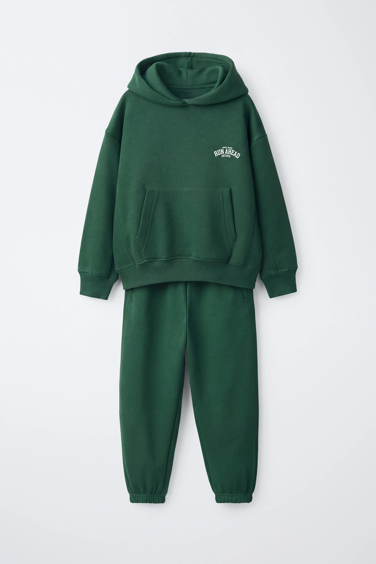 Костюм с худи и брюками varsity
