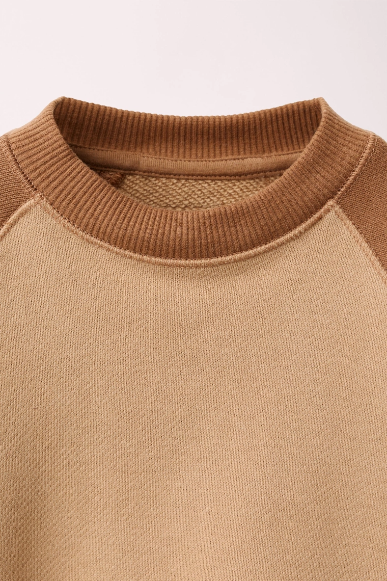 Свитшот с реглановыми рукавами created by caramel london x zara