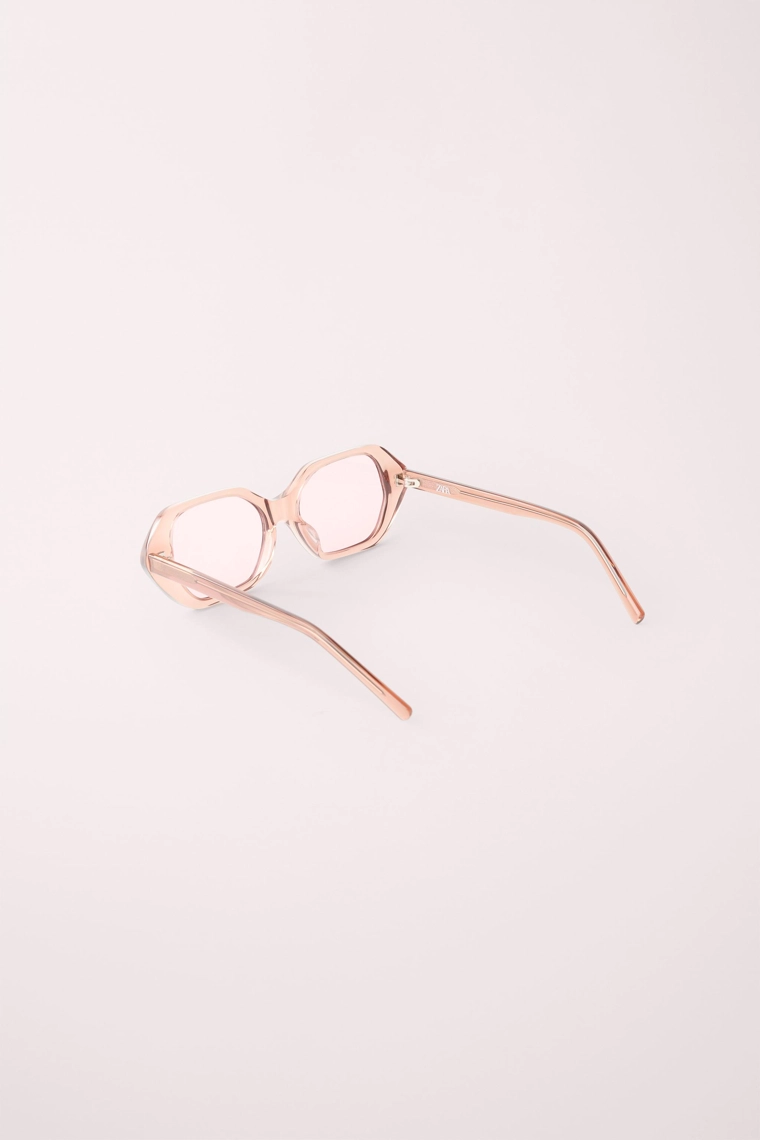 Солнцезащитные очки с оправой из смолы в шестигранной форме caramel london x zara