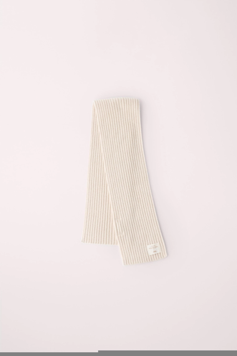 Вязаный шарф из 100% шерсти rib-knit, созданный caramel london x zara