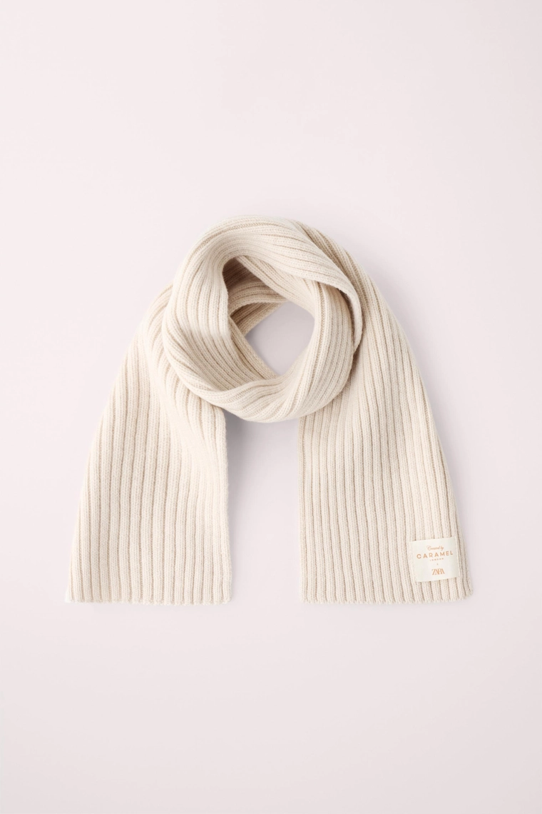 Вязаный шарф из 100% шерсти rib-knit, созданный caramel london x zara