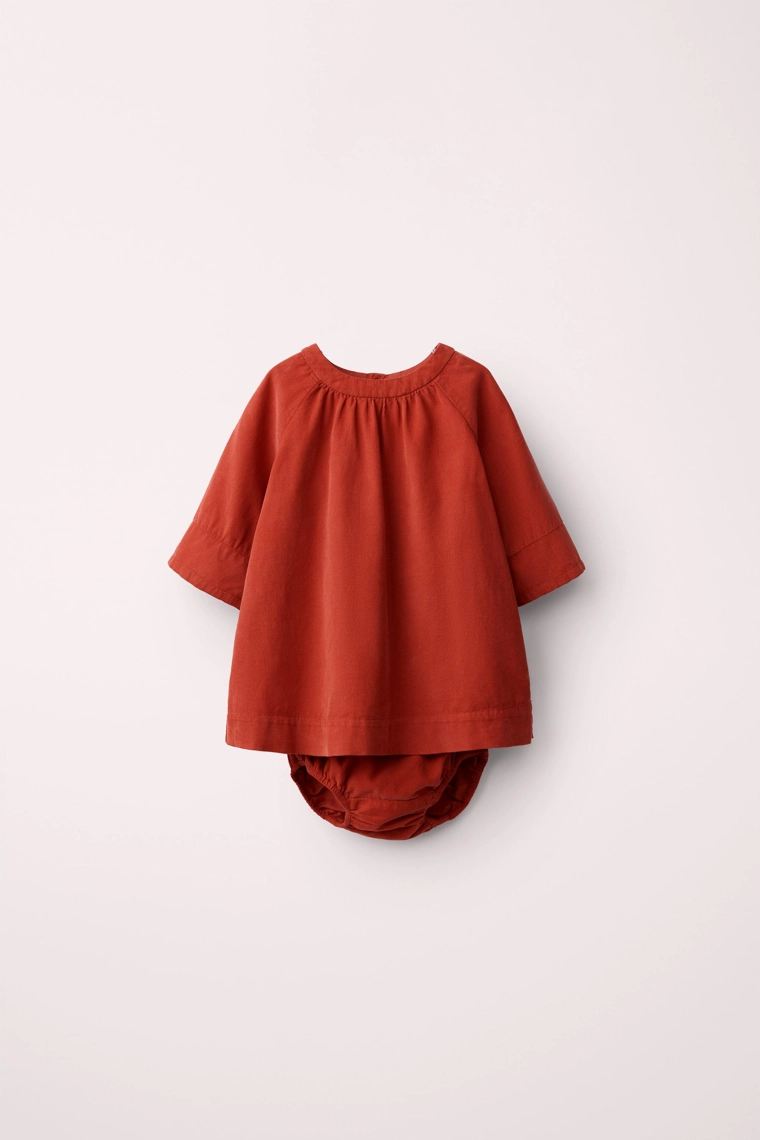 Платье и трусы из игольчатого вельвета caramel london x zara