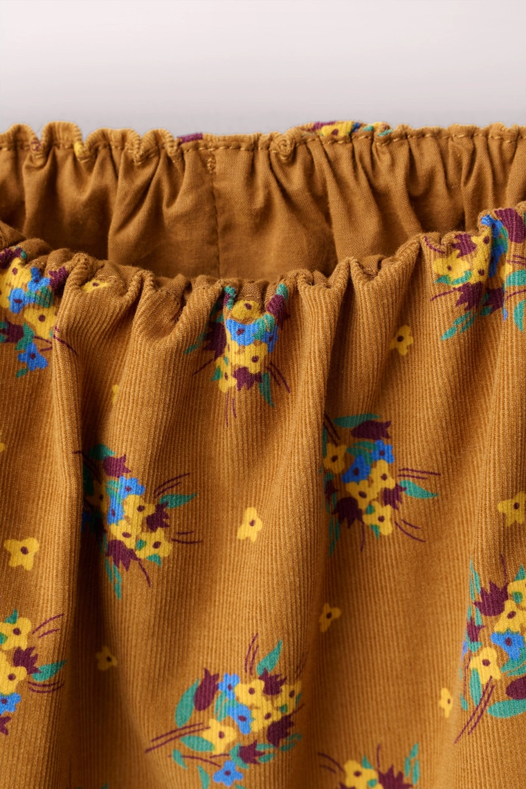Шорты-блумеры с цветочным принтом из микро вельвета, коллекция caramel london x zara