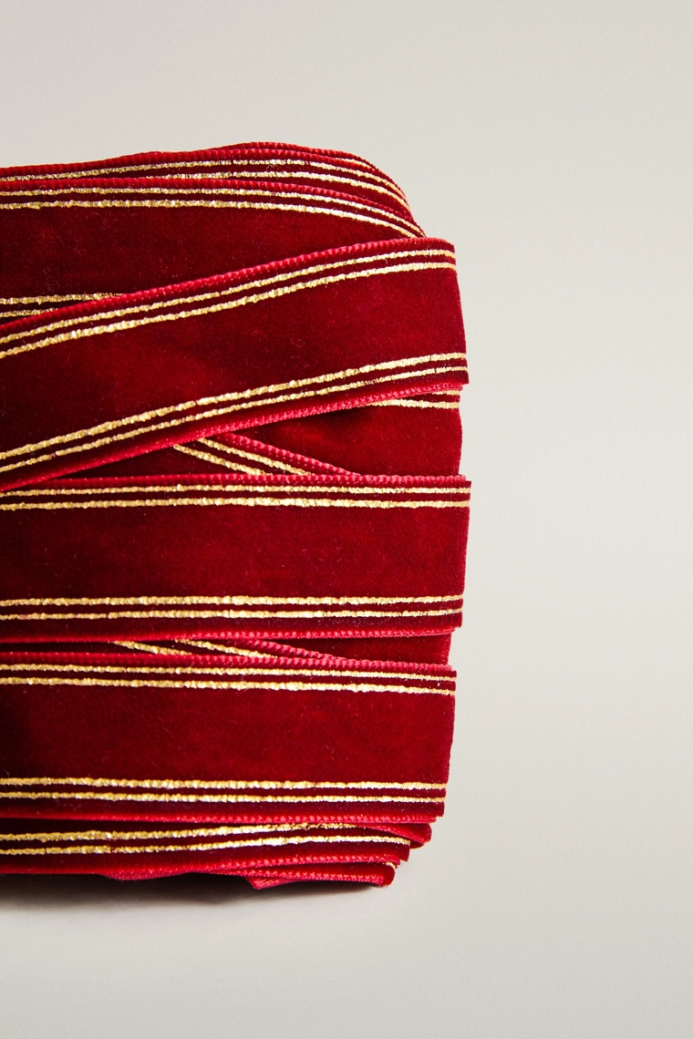 Рождественская бархатная лента в полоску