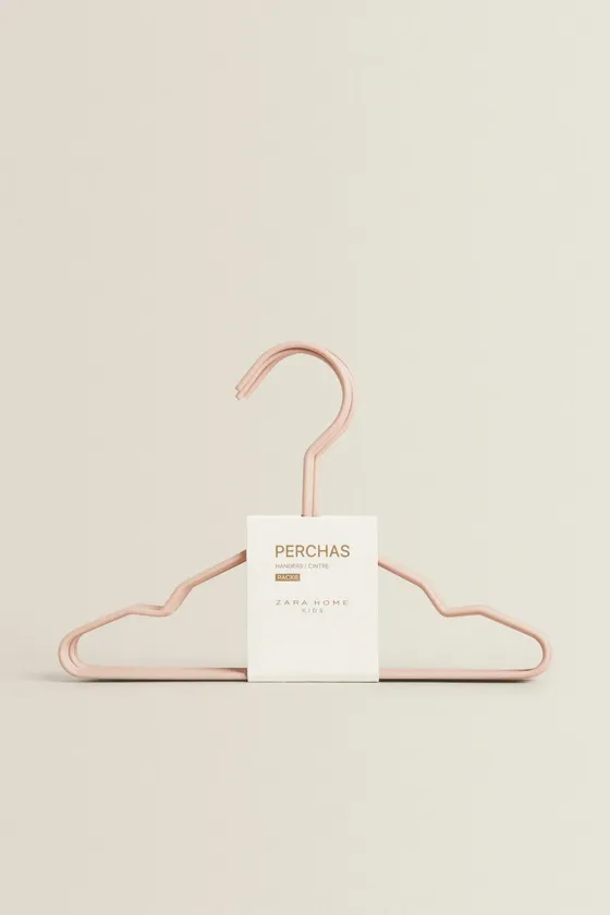 ПРОРЕЗИНЕННАЯ ДЕТСКАЯ ВЕШАЛКА (УПАКОВКА ИЗ 6 ШТУК)