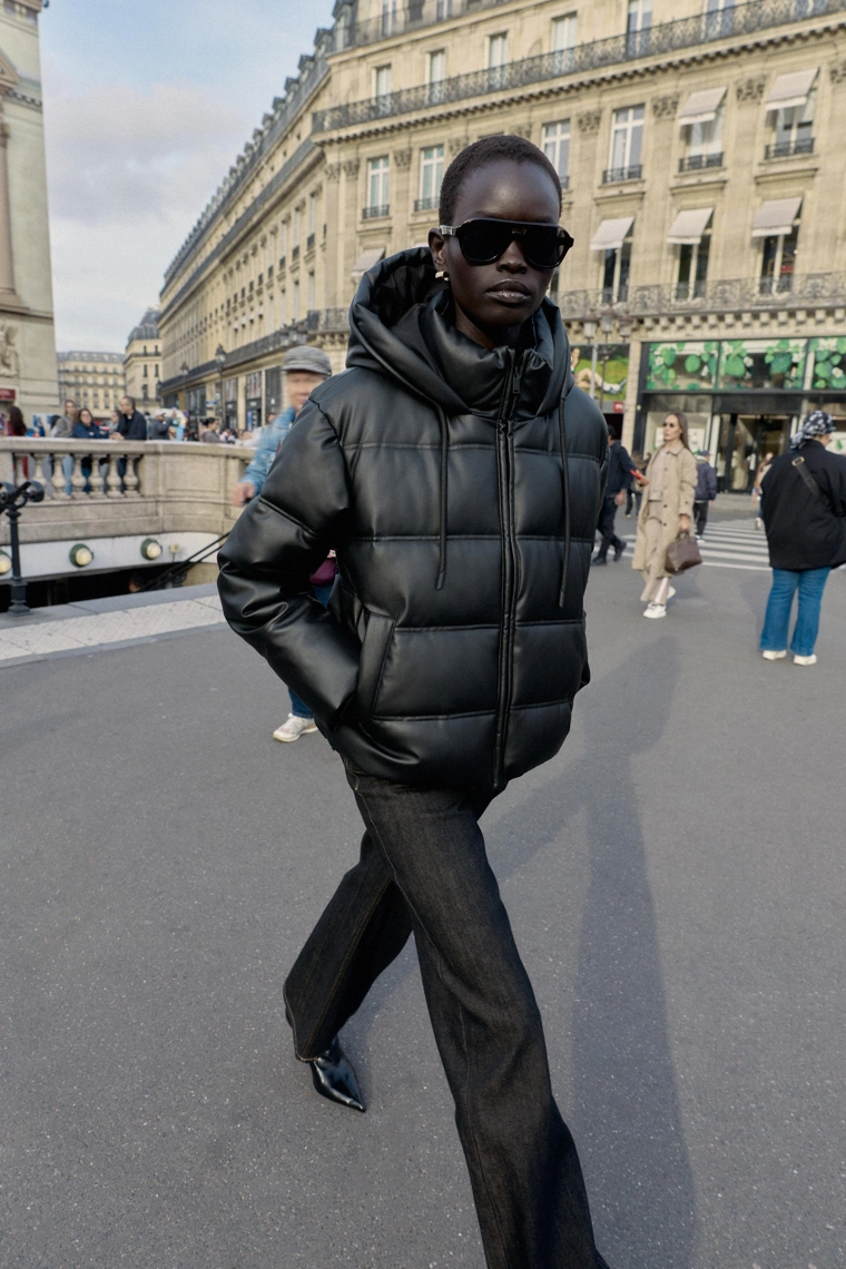 Ветрозащитный куртка-анорак из водоотталкивающего квилта из эко-кожи