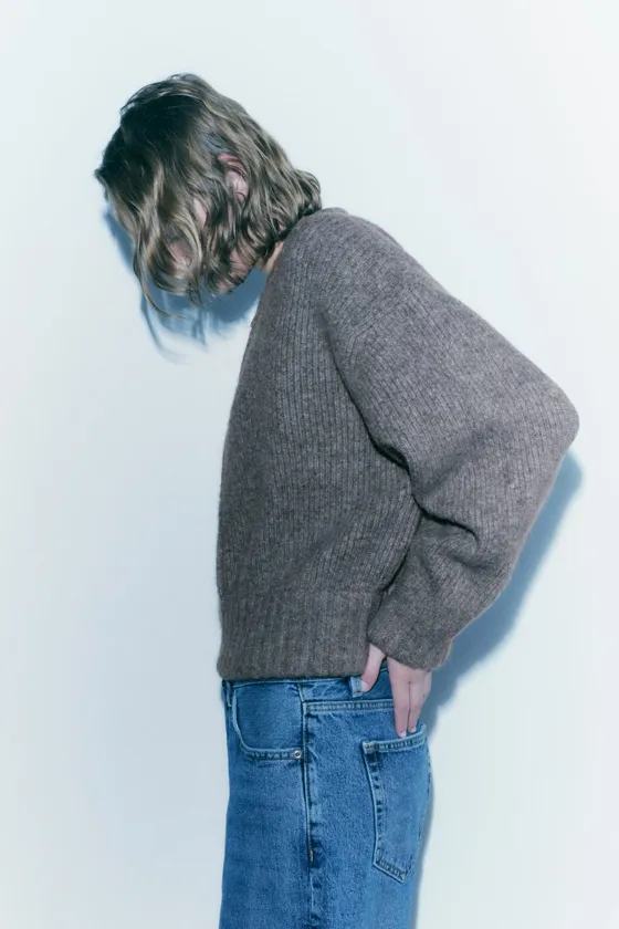 ТРИКОТАЖНЫЙ БОМБЕР С МОЛНИЕЙ