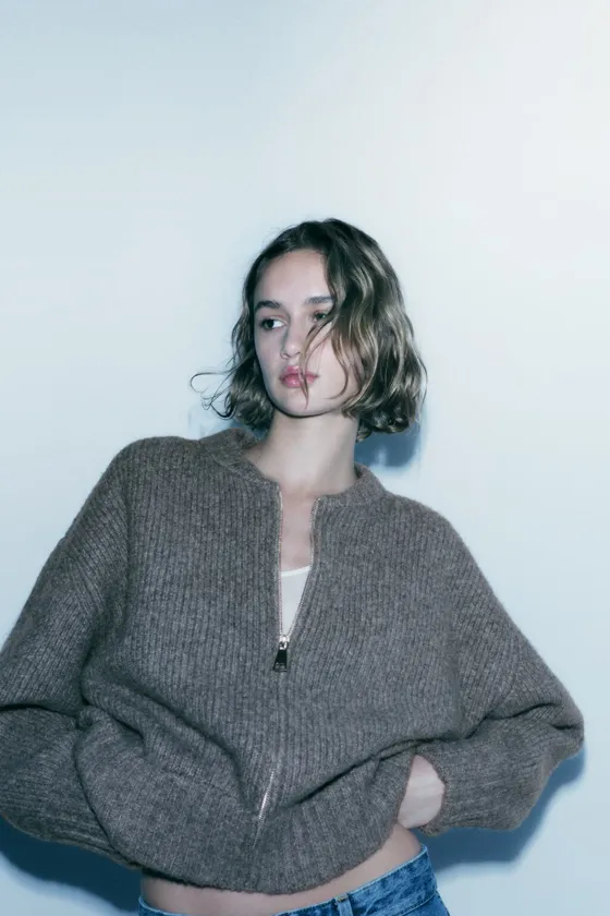 ТРИКОТАЖНЫЙ БОМБЕР С МОЛНИЕЙ