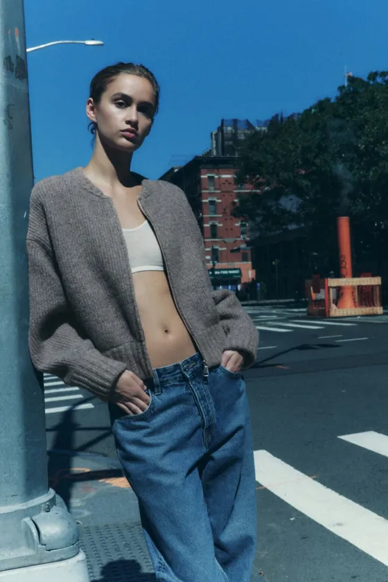 ТРИКОТАЖНЫЙ БОМБЕР С МОЛНИЕЙ