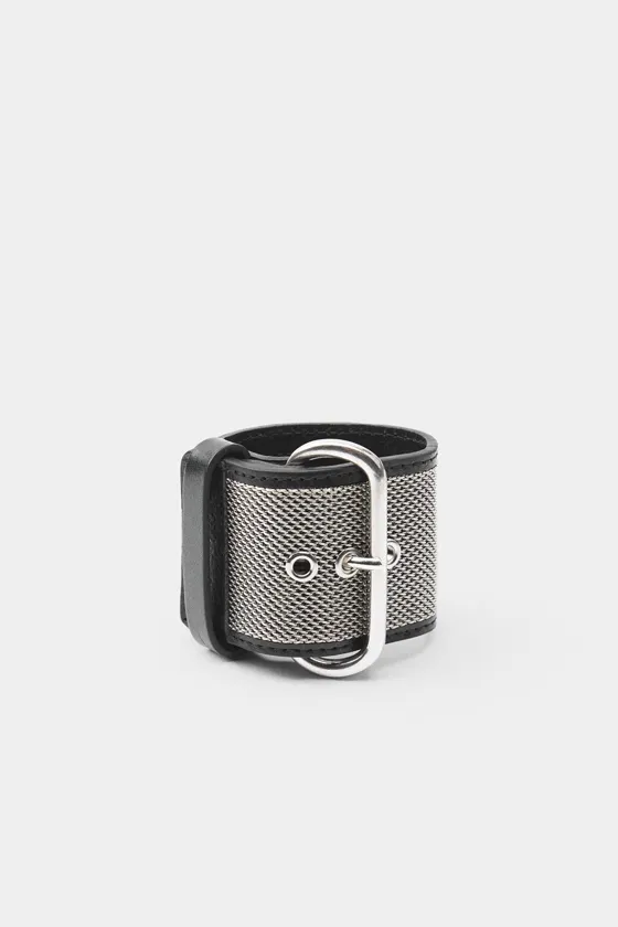 КОЖАНЫЙ БРАСЛЕТ С МЕТАЛЛИЧЕСКОЙ СЕТКОЙ