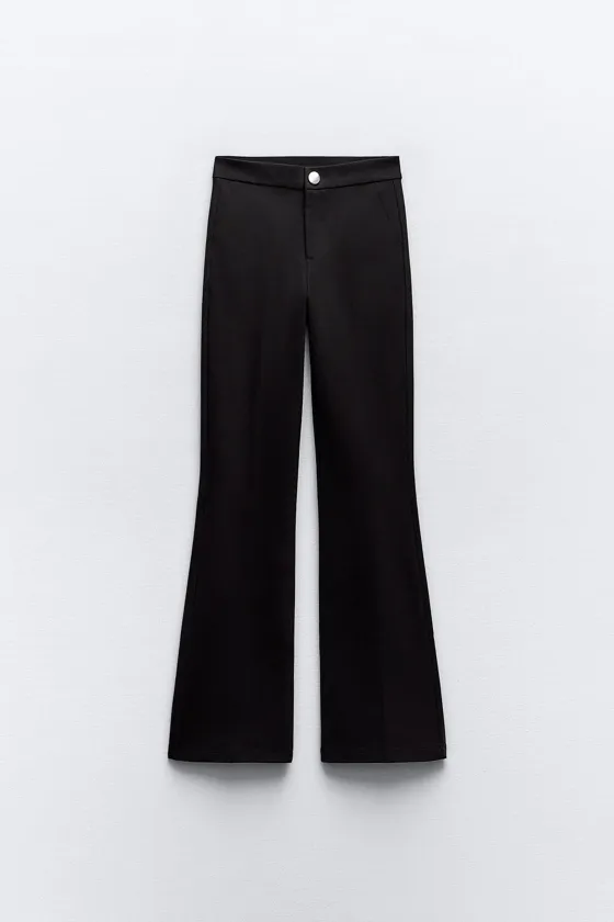 ЛЕГИНСЫ BOOTCUT С МЕТАЛЛИЧЕСКОЙ КНОПКОЙ