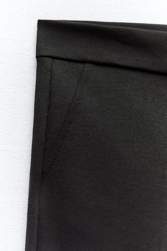 ЛЕГИНСЫ BOOTCUT С МЕТАЛЛИЧЕСКОЙ КНОПКОЙ