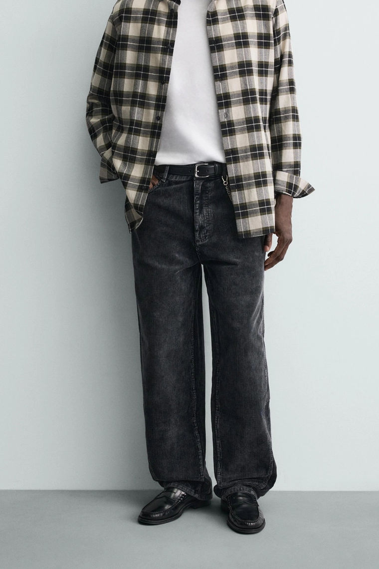 Широкие брюки из вельвета с перекрученными швами