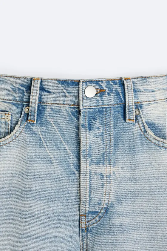 РВАНЫЕ ДЖИНСЫ ПРЯМОГО КРОЯ