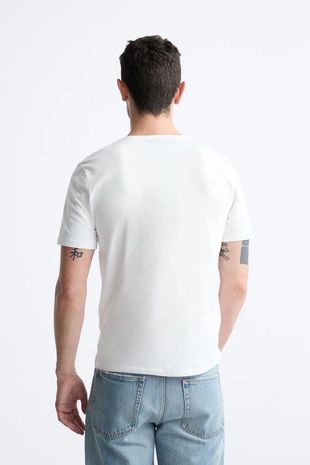 Базовая футболка SLIM FIT