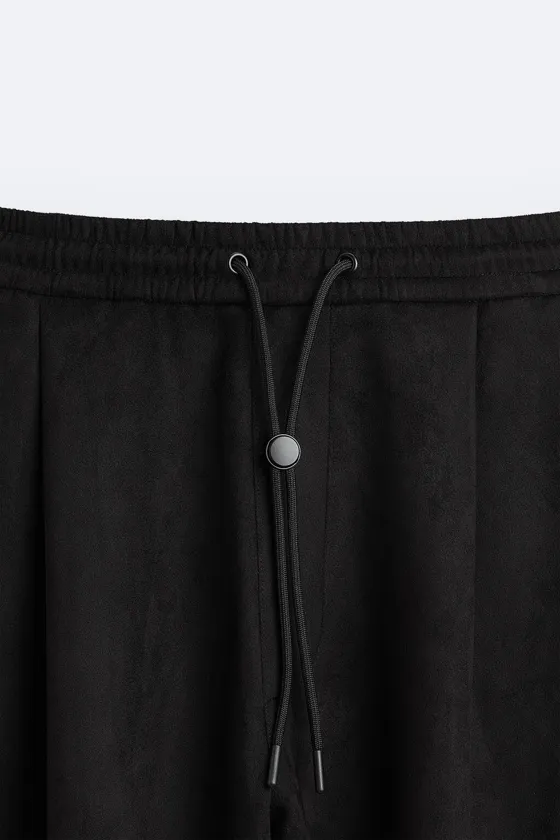 БРЮКИ WIDE-FIT ИЗ ИСКУССТВЕННОЙ ЗАМШИ