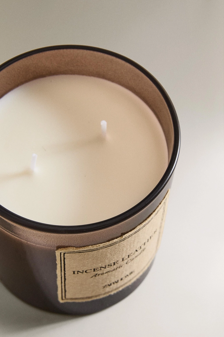 Кожаная свеча с ароматом благовоний (350 г)