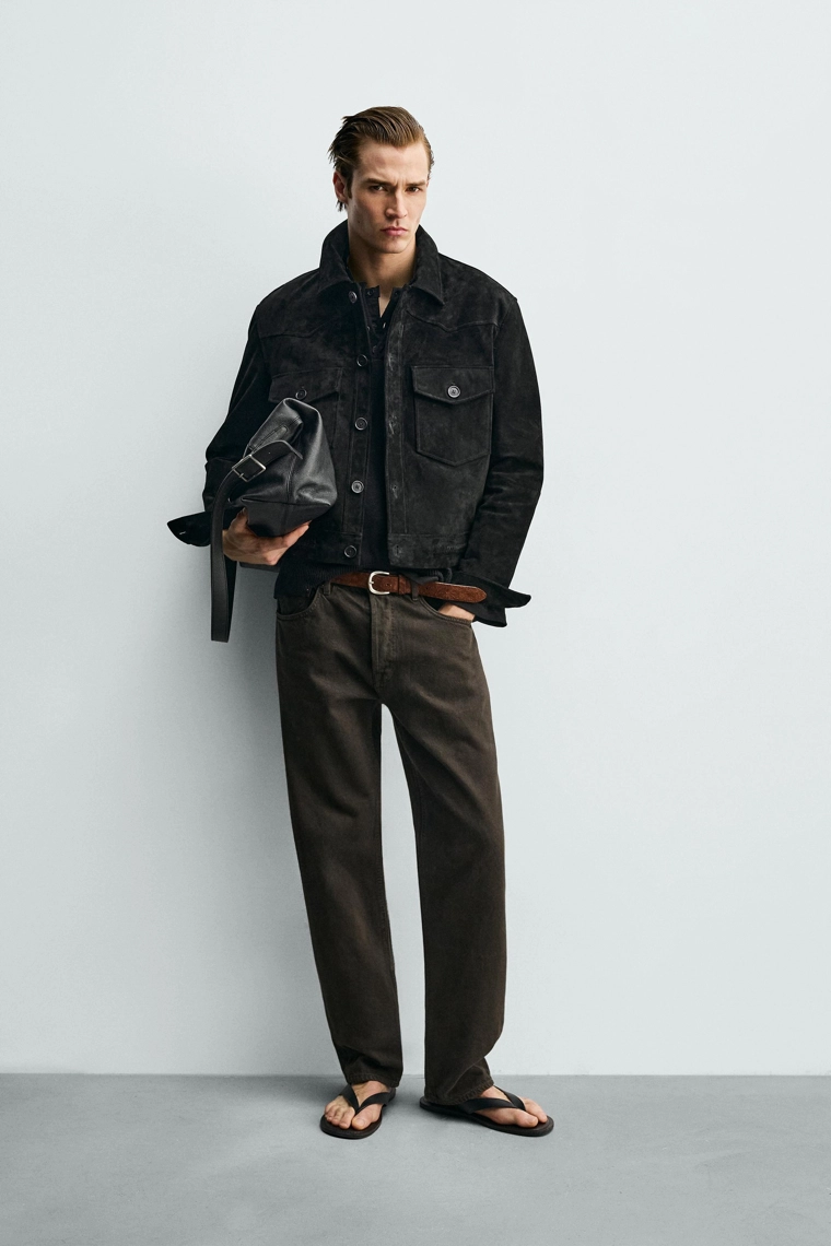 Укороченная кожаная куртка из замши