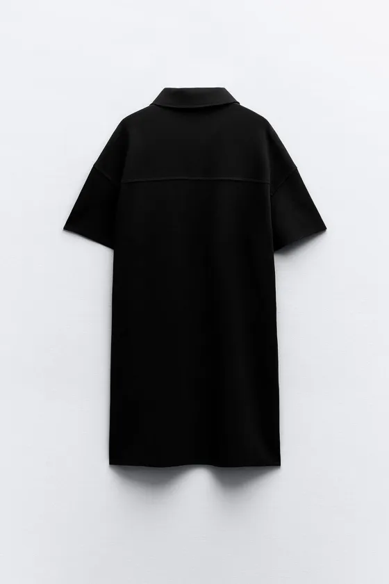 ПЛАТЬЕ С ВОРОТНИКОМ ПОЛО И КОРОТКИМИ РУКАВАМИ