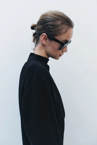 Короткое платье из мягкой ткани- Заказать в России