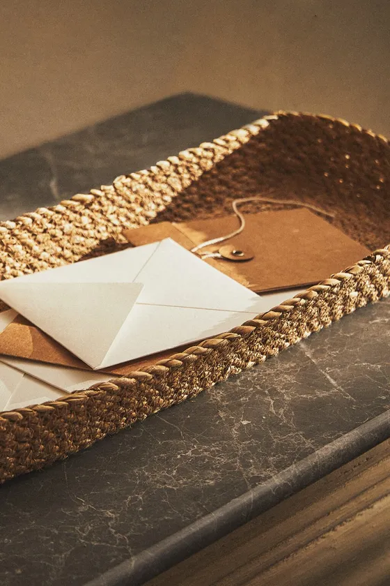 ДЛИННАЯ ПЛЕТЕНАЯ КОРЗИНА