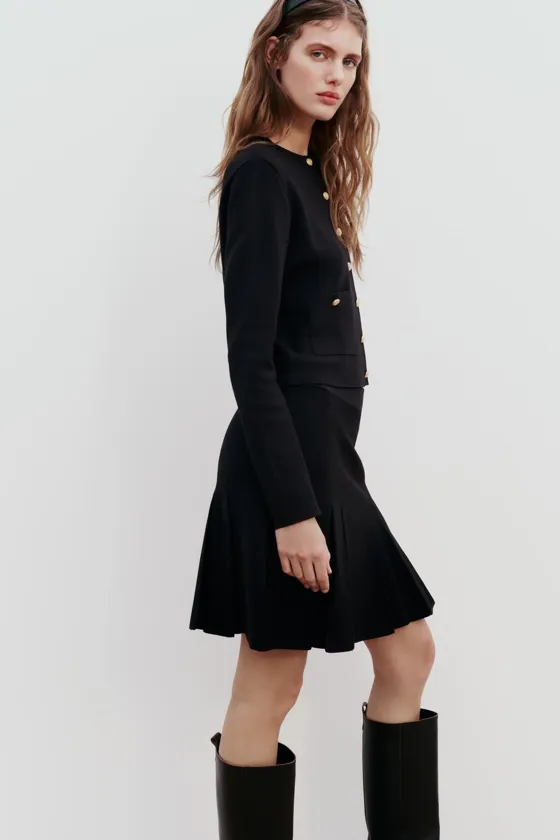 КАРДИГАН С ЗОЛОТИСТЫМИ ПУГОВИЦАМИ