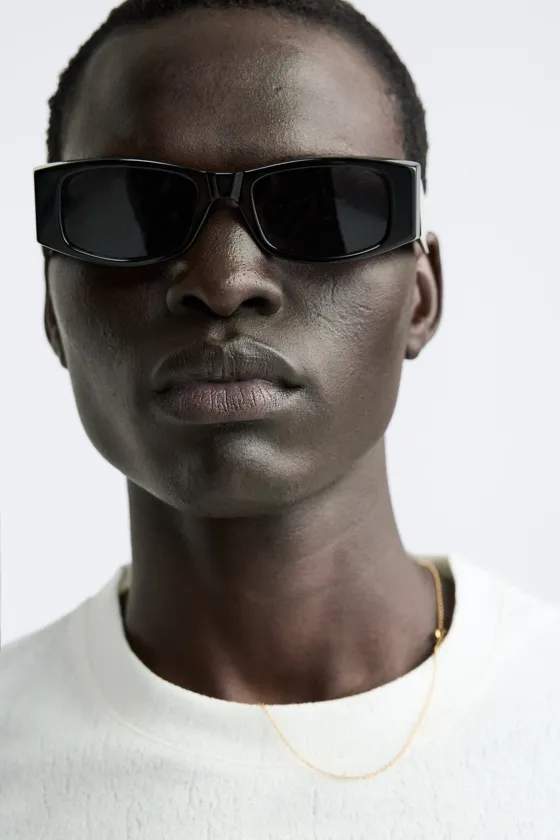 ФУТБОЛКА ИЗ РЕЛЬЕФНОЙ ТКАНИ