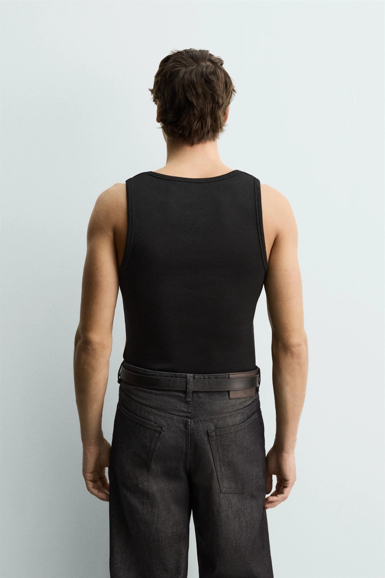 Базовый ребристый топ без рукавов