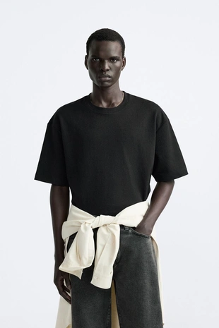 Футболка из рельефной ткани