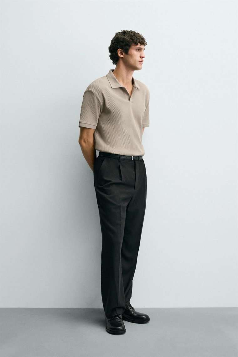 Поло с вертикальным рельефом