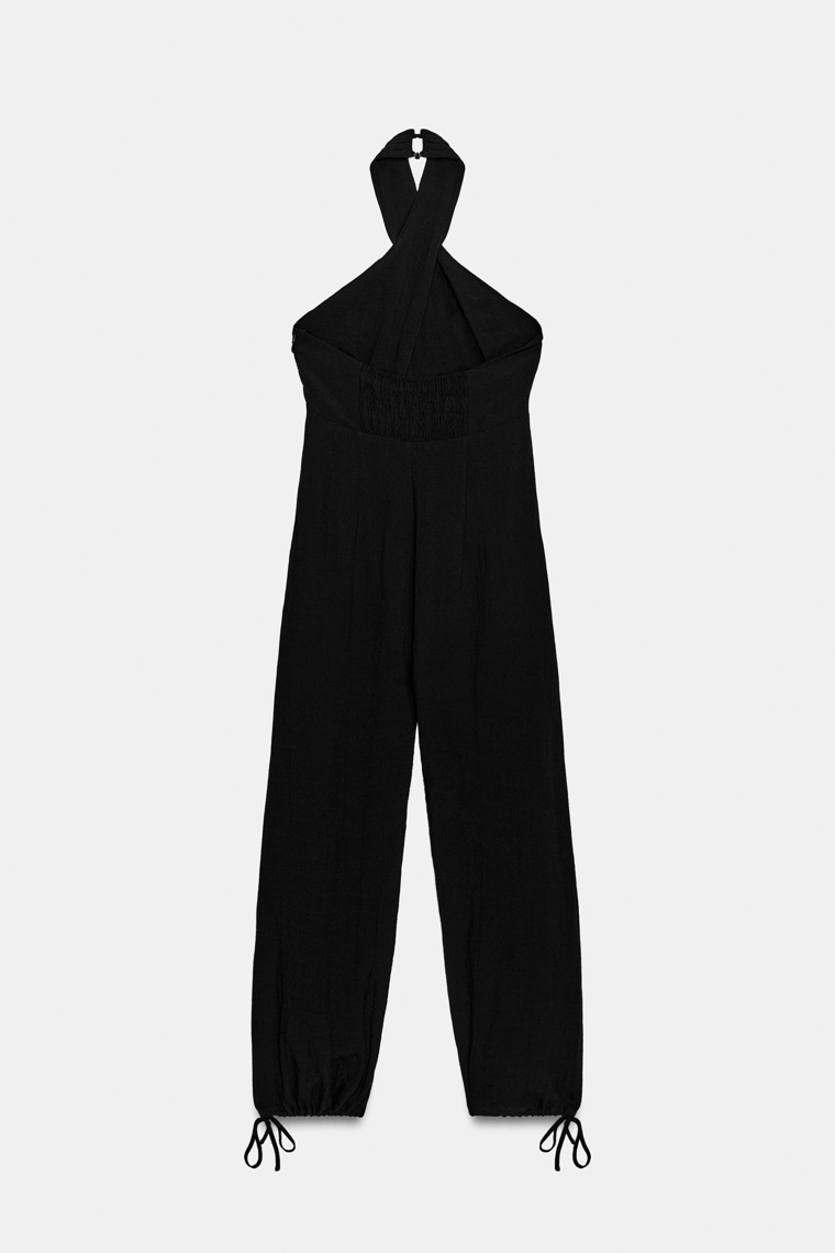 Комбинезон с открытыми плечами и широкими брюками