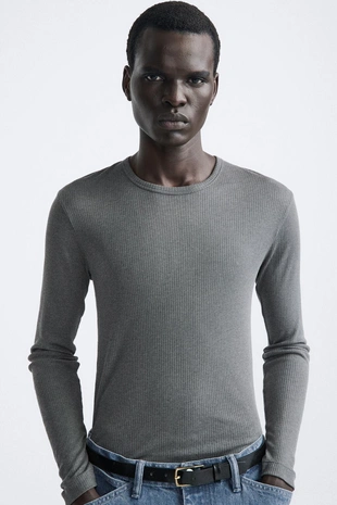 Футболка из полупрозрачной ткани в рубчик- Заказать в России