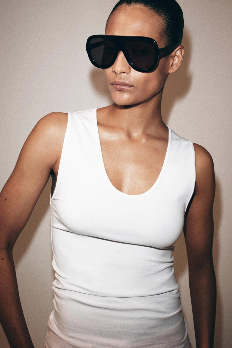 Майка без рукавов