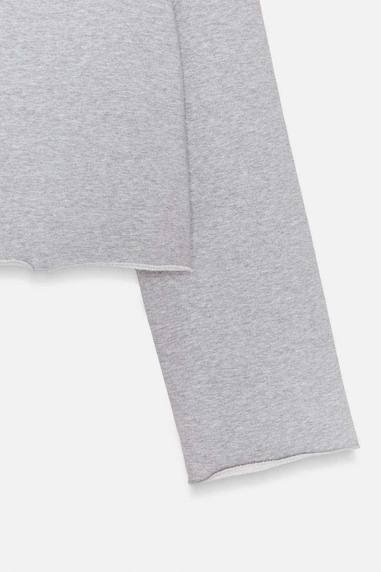 Свитшот с лодочным вырезом